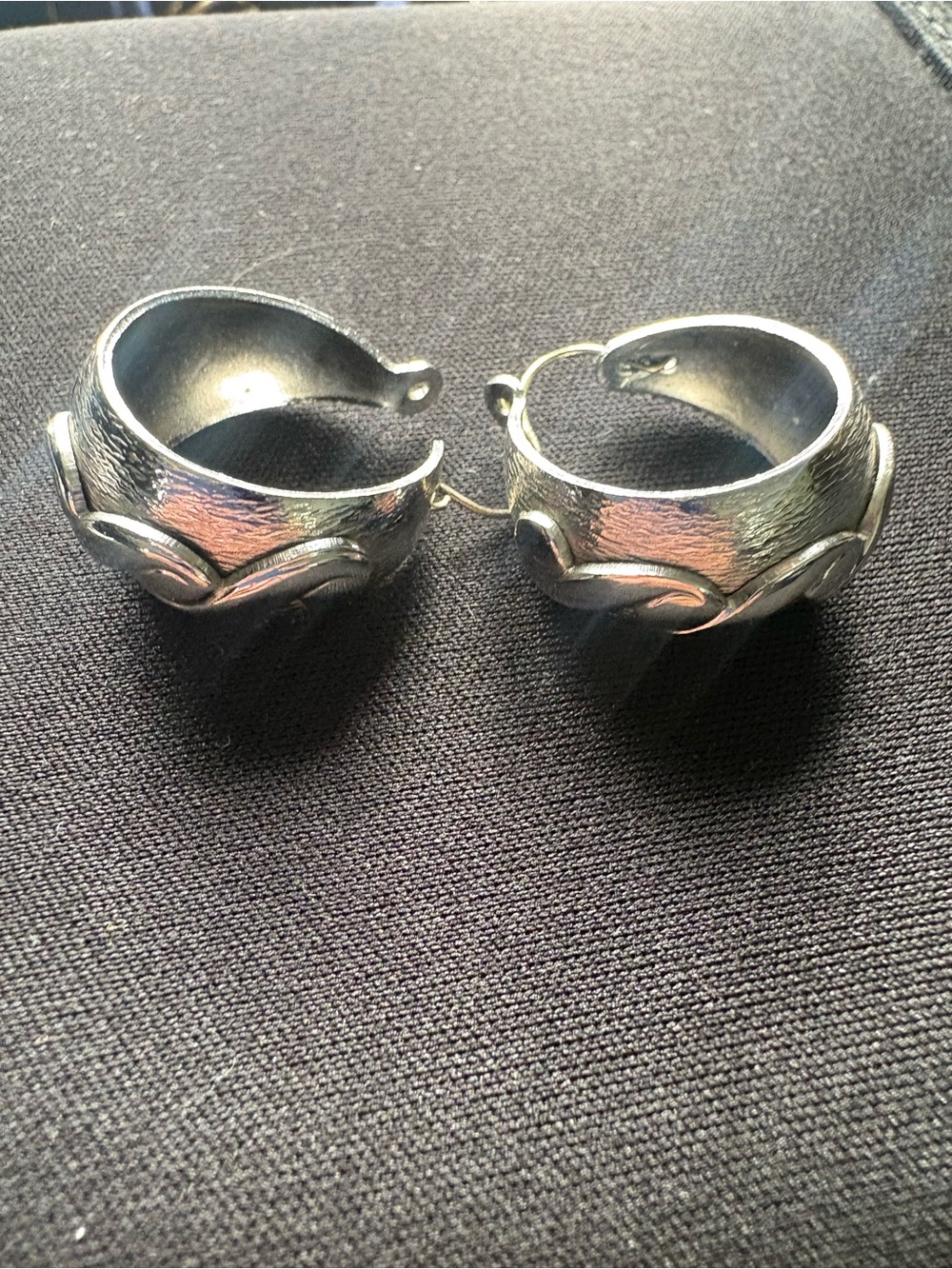 Vintage Silver-Tone Textured Hoop Earrings with Swirl Detail - Women Jewelry